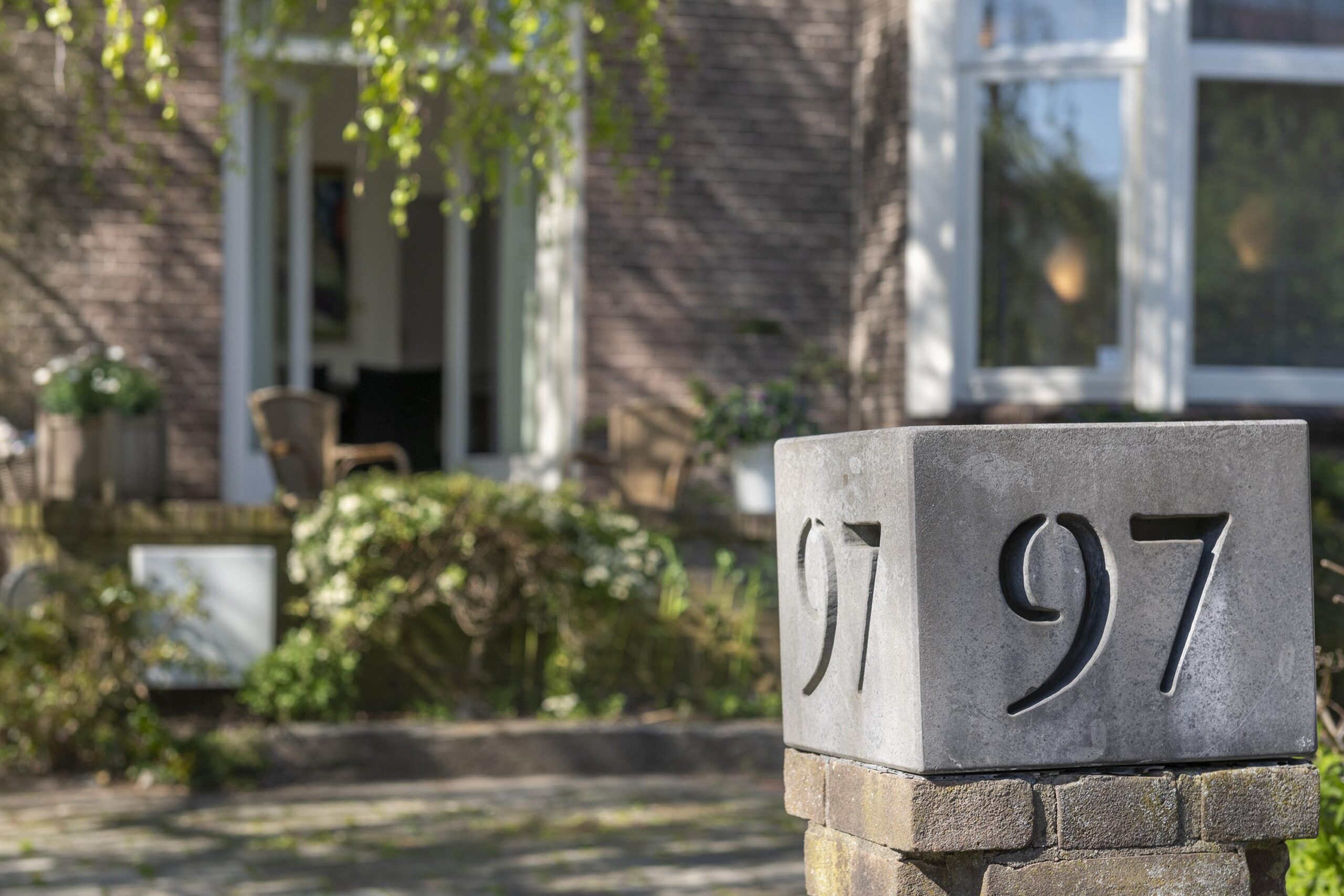 Twee-onder-één-kap te koop: Velperweg 97, Arnhem
