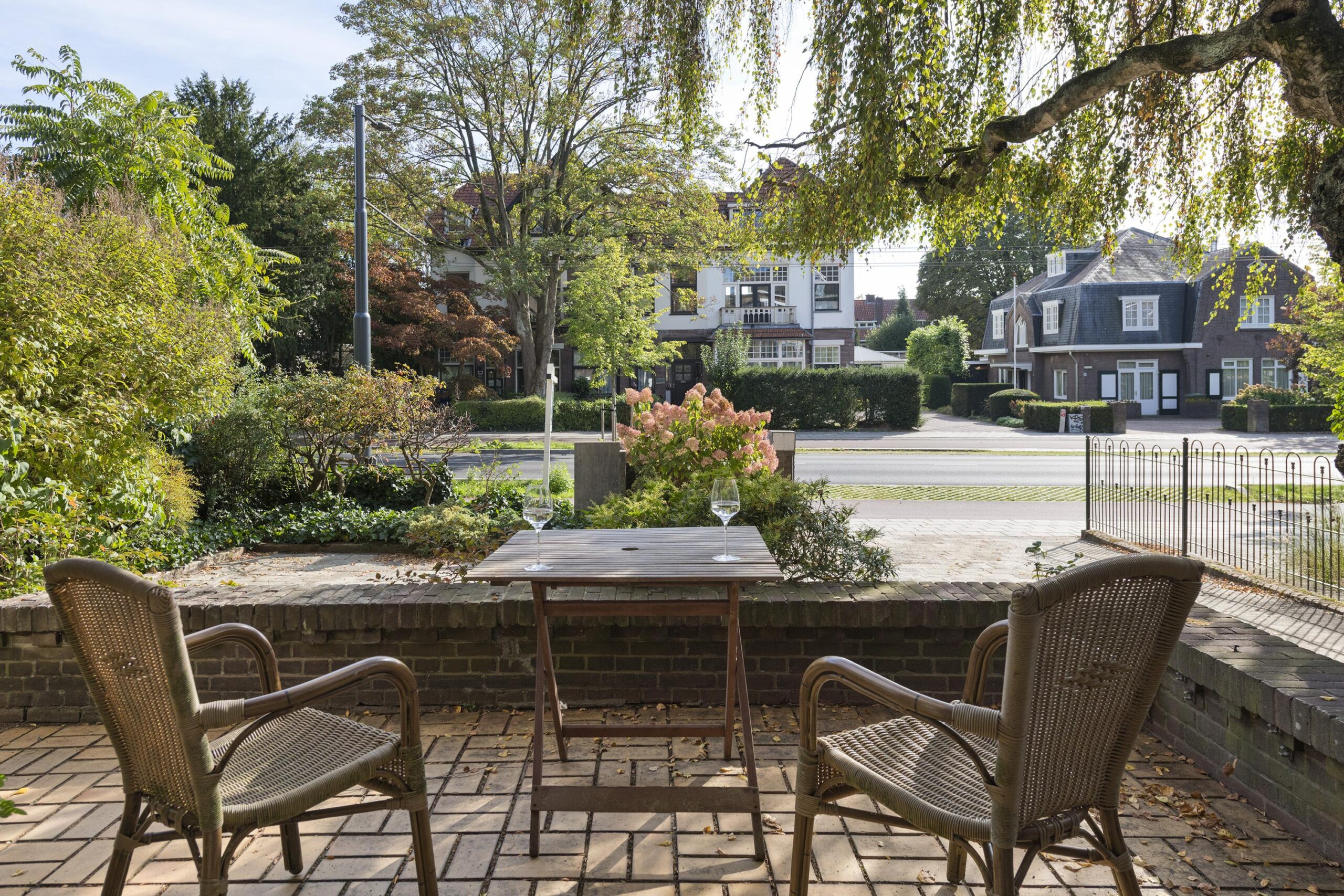Twee-onder-één-kap te koop: Velperweg 97, Arnhem